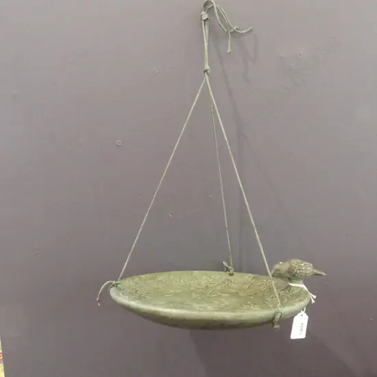 GREEN PAINTED CONCRETE BIRD FEEDER 255mm dia