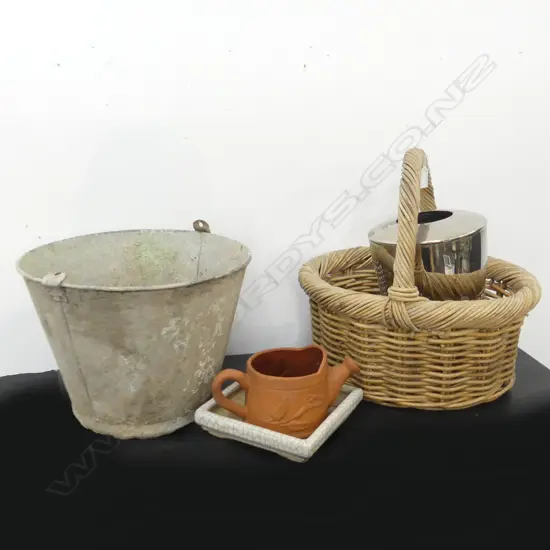 5 PCES; WOVEN BASKET W.400mm, 2 PCES CERAMICS, METAL VASE H.270mm, RUSTIC PLANTER BUCKET