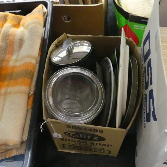 BOX LOT ASST. PLATES INCL.ROYAL DOULTON ETC