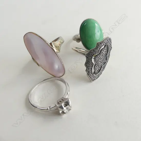 4 COSTUME / 925 RINGS