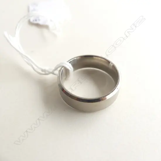 TITANIUM MENS RING 3.5GMS