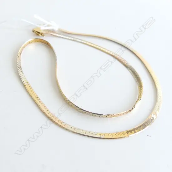 18CT MULTI COLOURED GOLD NECKLACE 9.8 GRAMS 43CM