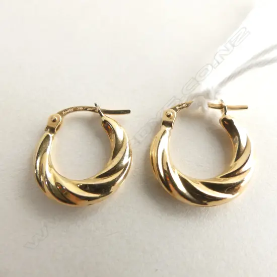 9CT YELLOW GOLD HOOP EARRINGS 0.8GMS