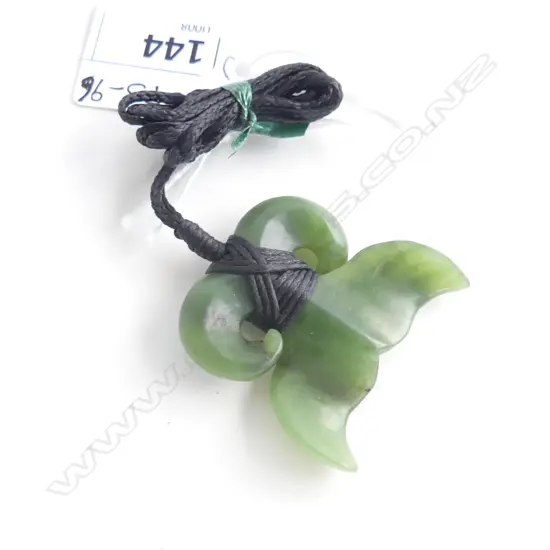 POUNAMU (GREENSTONE) WHALES TAIL  PENDANT (L 40MM)  ON BLACK WAXED ADJUSTABLE CORD