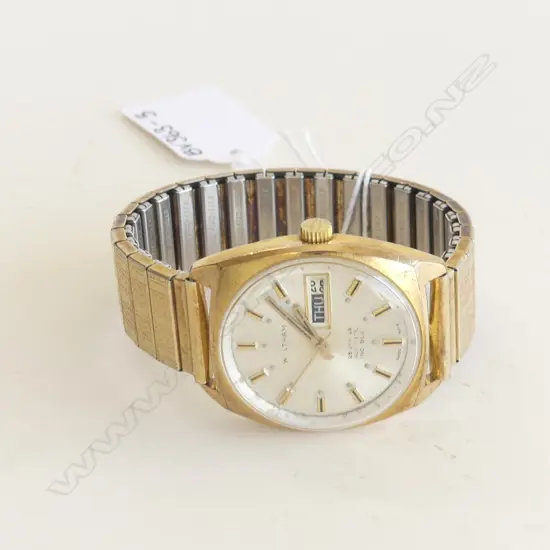 VINTAGE WALTHAM MENS WRIST WATCH, WORKING