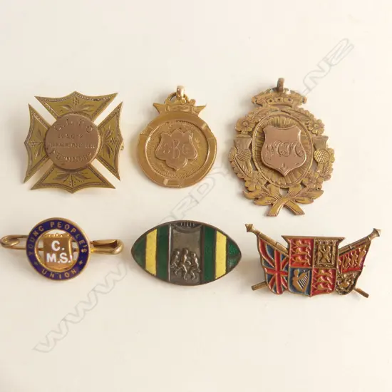 6 ASST VINTAGE MEDALS & BADGES INCL 3 9CT 19.9 GMS + C1915 MENS SINGLES MEDAL
