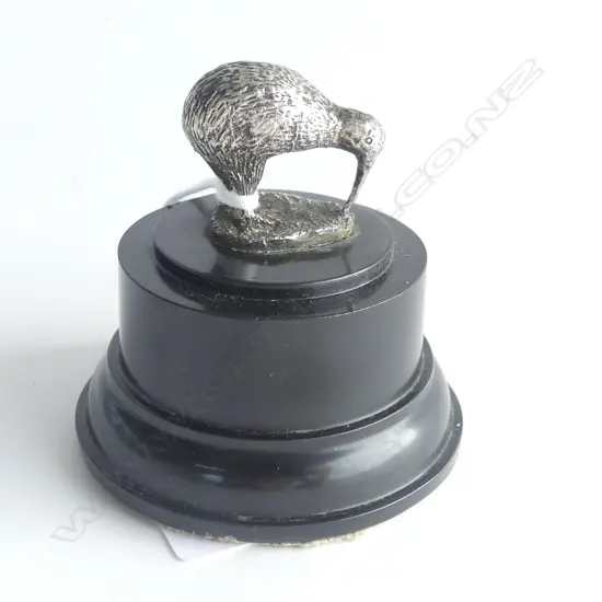 NZ KIWI PAPER WEIGHT