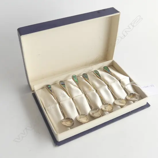 BOXED SET DISABLED SERVICEMEN'S RE-EST. LEAGUE SILVER & PAUA SPOON SET