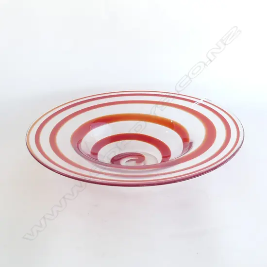 LGE MODERN HANDBLOWN RED & CLEAR SWIRL ART GLASS FLARED DISH Dia.440mm.