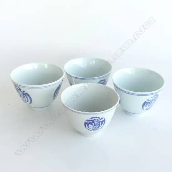 4 CHINESE PORCELAIN B&W BIRD DECORATED TEA BOWLS