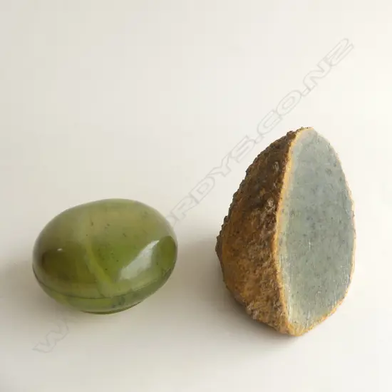 JADE SMALL LIDDED CONTAINER 65mm dia + HALF GREENSTONE? ROCK
