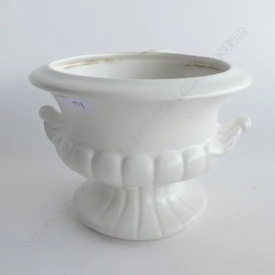 CROWN LYNN WHITE URN VASE H.120mm 165mm dia