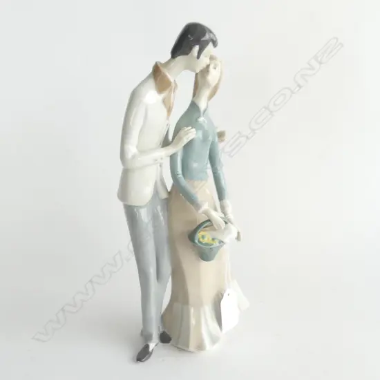 GERMAN COUPLE FIGURINE H.260mm