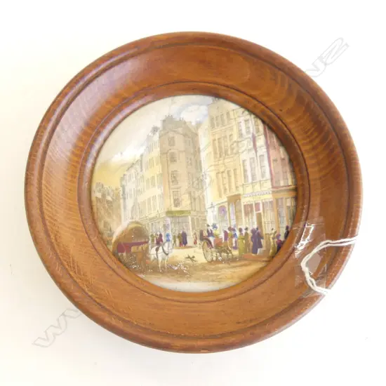 FRAMED VICTORIAN PRATT WARE POT LID, HORSE & CART CITY SCENE, DIA 155MM