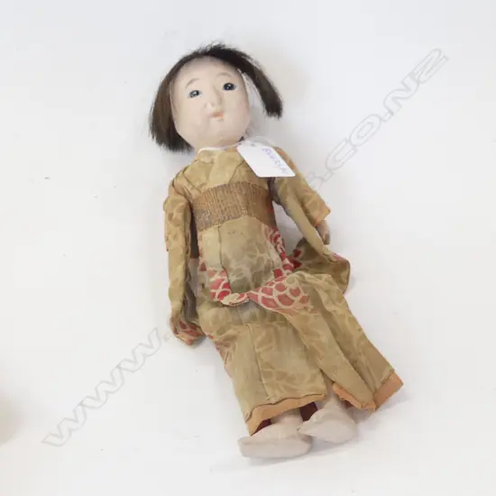 ANTIQUE JAPANESE DOLL