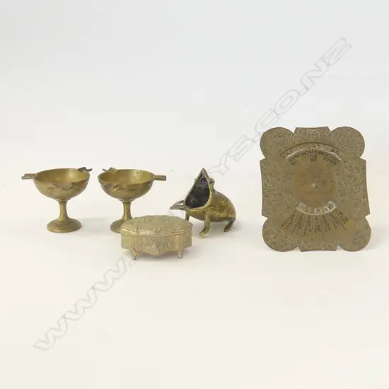 5 BRASS ITEMS INCL OLD 20 YEAR CALENDAR 