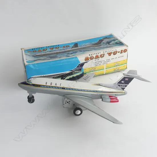 VINTAGE BATTERY OPERATED BOAC VC10 PLANE, IN ORIGINAL BOX (20516)