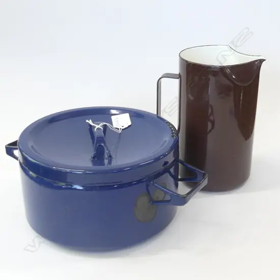 2 ARABIA FINEL ENAMEL ITEMS, MADE IN FINLAND, 1 BLUE CASSEROLE & 1 BROWN JUG
