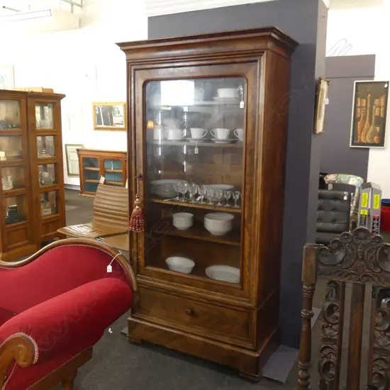 FRENCH LOUIS PHILIPPE FIGURED MAHOGANY NEO-CLASSICALGLASS FRONTED CABINET 910 X 420 X 1860mm