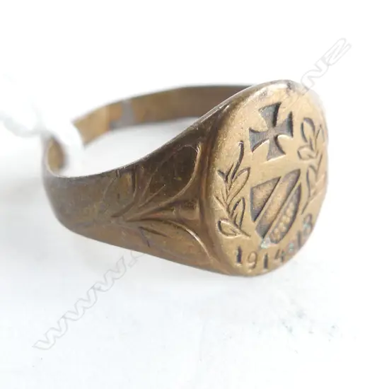FRENCH TRENCH ART RING  SIZE W