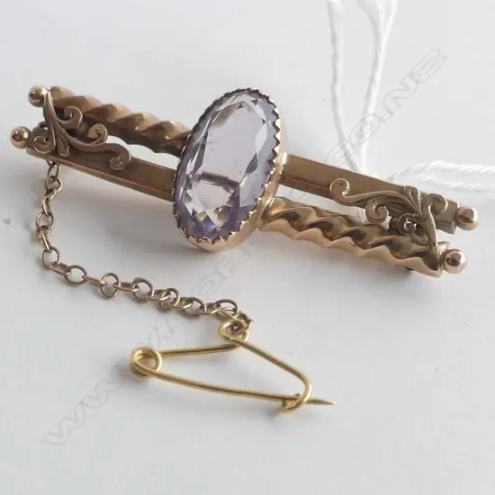 9CT GOLD HALLMARKED CHESTER AMETHYST BAR BROOCH 