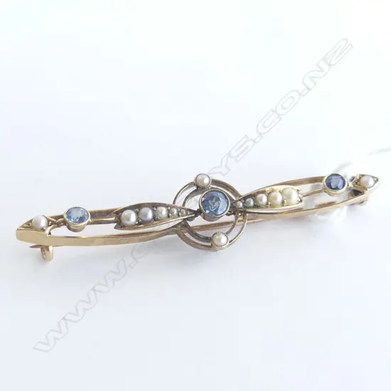 EDWARDIAN 9CT BLUE STONE (AQUA?) & SEED PEARL BROOCH 4.37gms