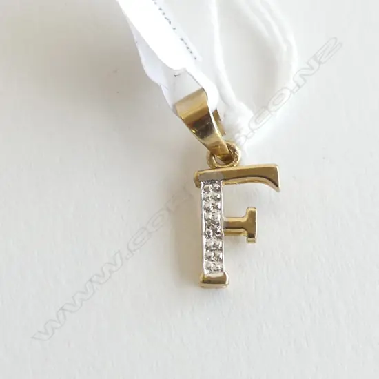 9CT GOLD & DIAMOND LETTER 'F' 