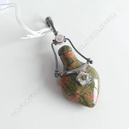 SILVER & HARDSTONE JEWELLED PENDANT SNUFF BOTTLE W 2 TOPS