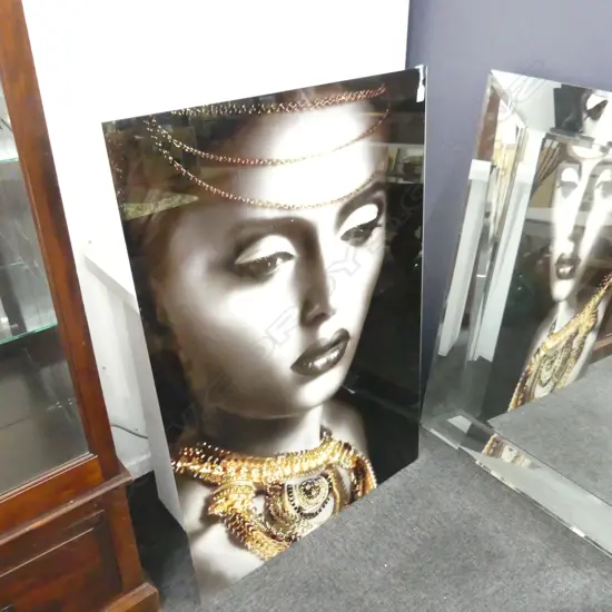 PORTRAIT PRINTED ON GLASS - 1200MMX810MM