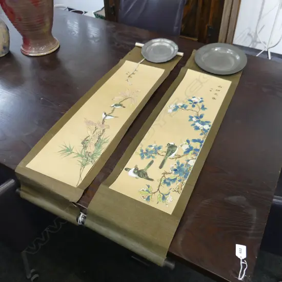2 ORIENTAL SCROLL PAINTINGS 