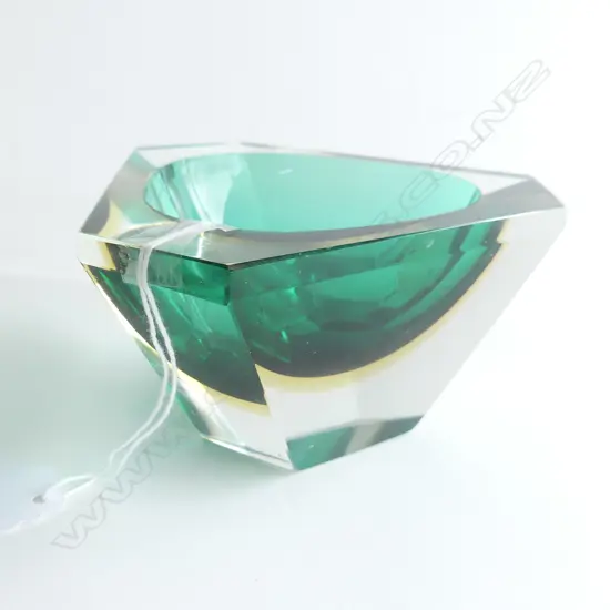 MURANO SOMMERSO FLAVIO POLI DIAMANTE GLASS BOWL, GREEN & YELLOW WITH ORIGINAL LABEL W 130MM