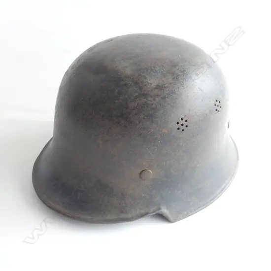 GERMAN HELMET, WW11