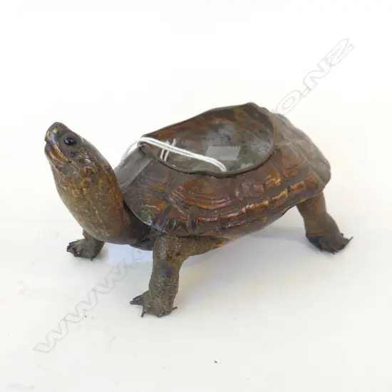 TAXIDERMY TURTLE ASHTRAY L 120MM