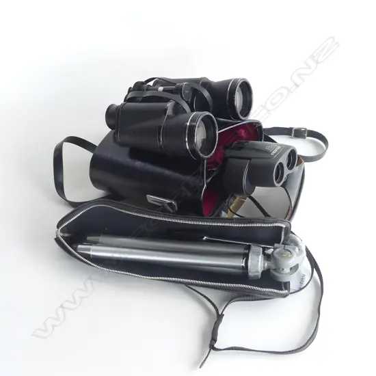 2 PR BINOCULARS; PENTAX 8X & FIELD GLASSES IN CASE + DIXONS TRAVELLERS TRIPOD