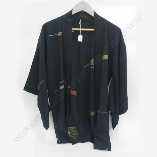 SHORT YUKATA (UNLINED) KIMONO - BLACK SILK - GOLD / SILVER & ORANGE FAN PRINT