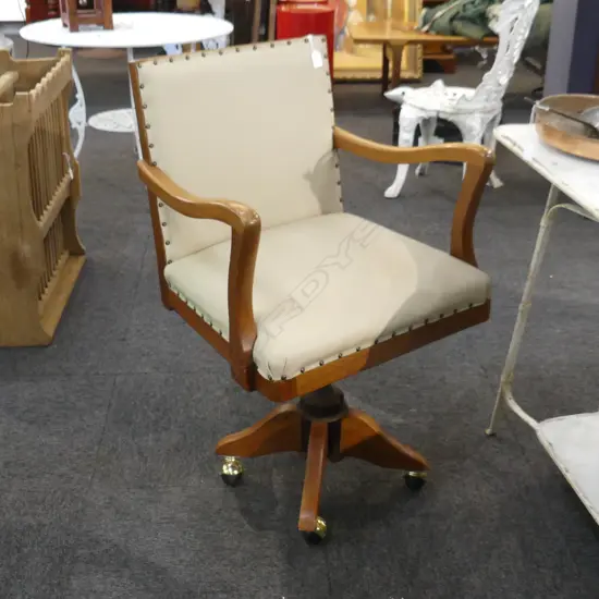 VINTAGE OFFICE CHAIR