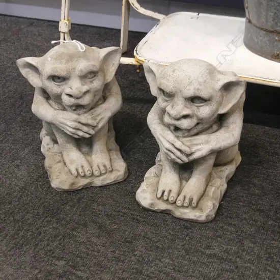 PR CONCRETE GARDEN SMALL GARGOYLES