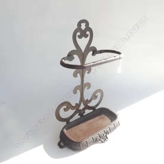 CAST IRON UMBRELLA STAND