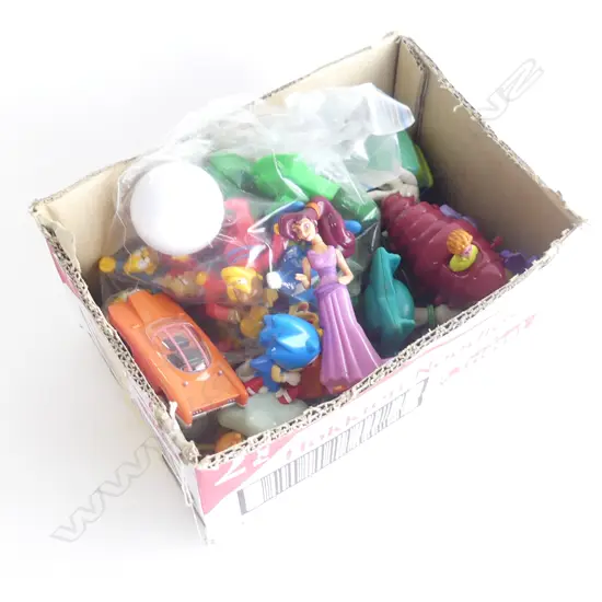 SM BOX ASST OLD MCDONALDS, SIMPSONS & JETSONS TOYS **RTV**