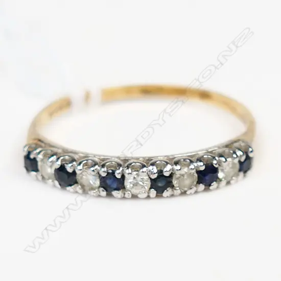 9CT GOLD WHITE STONE/SAPPHIRE BAND  SIZE S