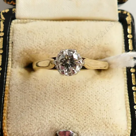 18CT & PLATINUM DIAMOND SOLITAIRE RING 2.8 GRAMS  APPROX(0.50CT)