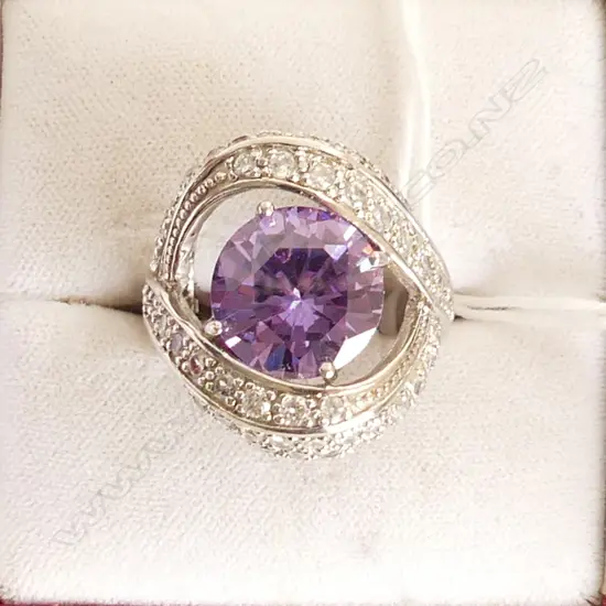 STG & PURPLE CZ STYLE RING 18.8 GM