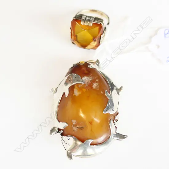 VINTAGE STG SILVER & AMBER PENDANT L.55mm + RING 37.8 GM