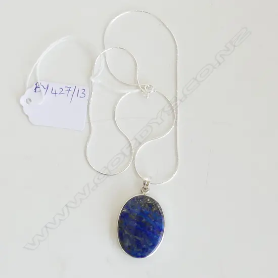 LAPIS PENDANT ON STG CHAIN
