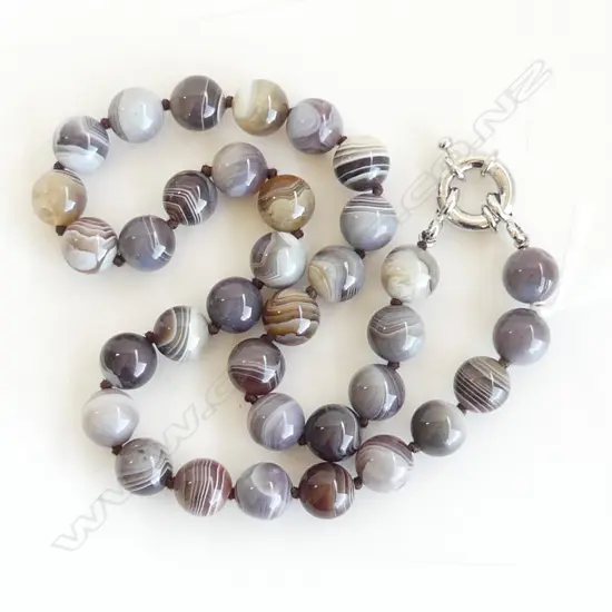 BOTSWANA AGATE BEAD NECKLACE