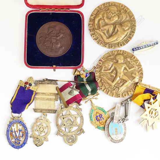 7 SILVER GILT MEDALS, MASONIC ETC + 3 TOKENS (2 DUTCH WWII?)