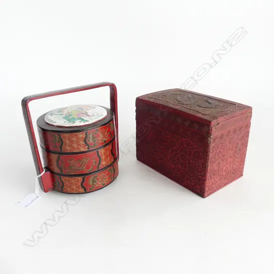 2 ORIENTAL RED LACQUER CONTAINERS H.165mm
