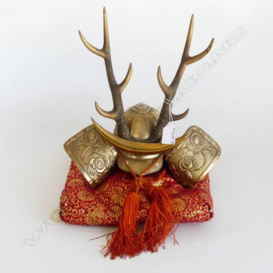 REPRODUCTION HELMET OF TADAKATSU SAMURAI OF SAMURAI’S WHO FOUGHT OVER 55 BATTLESwithout ever sustaining a serious injury