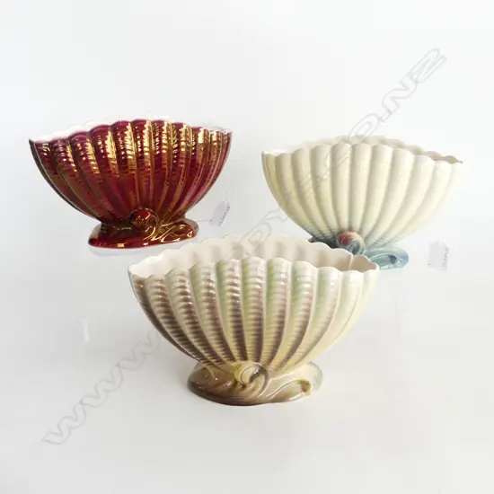 3 TITIAN STUDIO CHINA VASES TALLEST 140MM