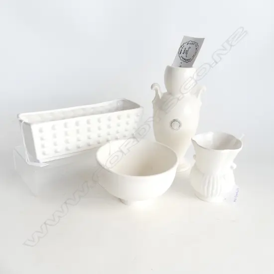 4 TITIAN STUDIO WHITE VASES TALLEST H220MM